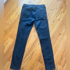 JBrand size 28 skinny blue jeans